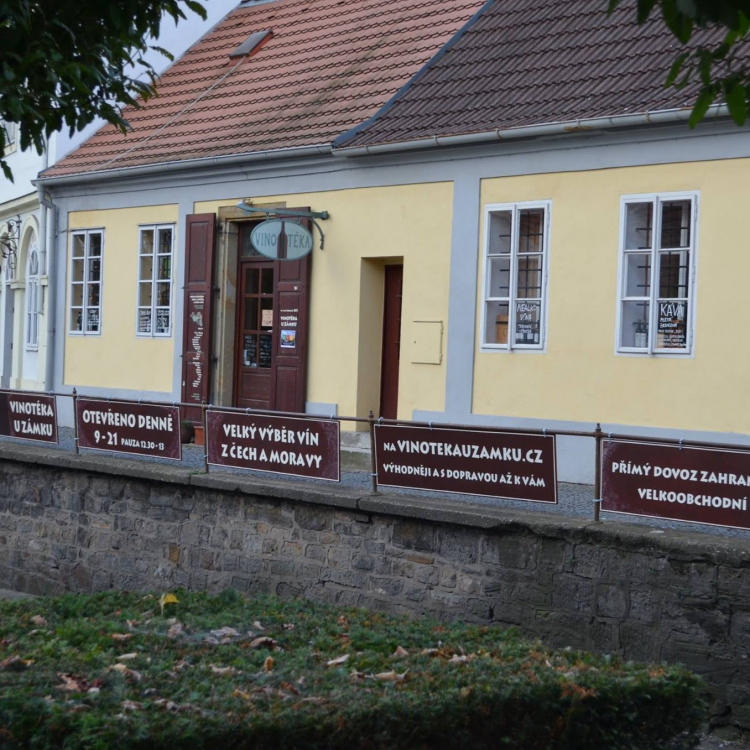 DOPRAVA VÍN DO VÁNOC, provoz ke konci roku